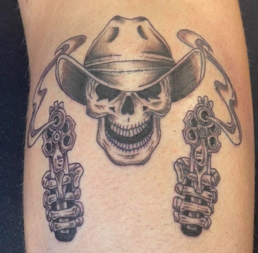 Skin & Color Tattoo 